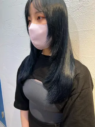 セミロング ブリーチ/髪質改善 店長　板垣智大のヘアスタイル