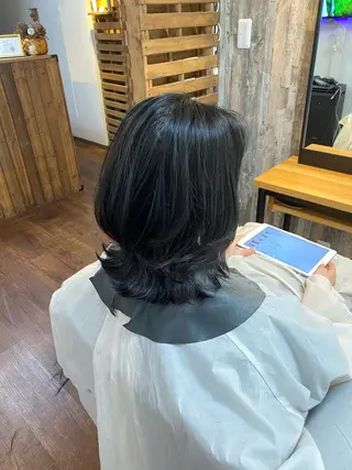 ミディアム Luzir⭐︎ GEN⭐︎のヘアスタイル