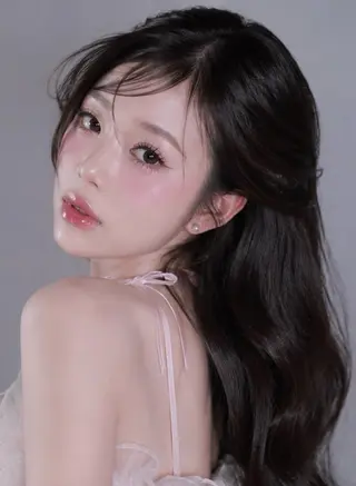 ロング 美容師＆アイリスト 秋山  沙有🎀🪽のマツエク・マツパデザイン