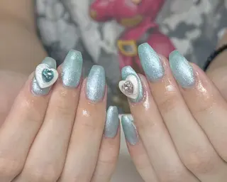 ネイル Pure&Rich Nailのネイルデザイン