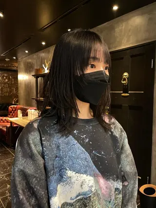ミディアム ヘアアレンジ くびれレイヤー/艶 カラー　MADOKAのヘアスタイル