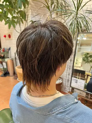 ショート カラー 石井 佑樹のヘアスタイル