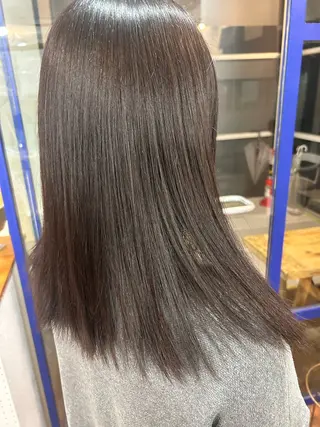 かがやしづ ⭐️カラーモデルのヘアスタイル