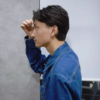 メンズ カネガエ ユウヤのヘアスタイル
