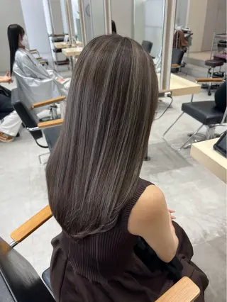 セミロング 艶、美髪カラー✨ harukaのヘアスタイル