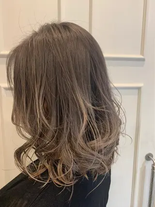 ミディアム カラー Blanco Color&Careのヘアスタイル