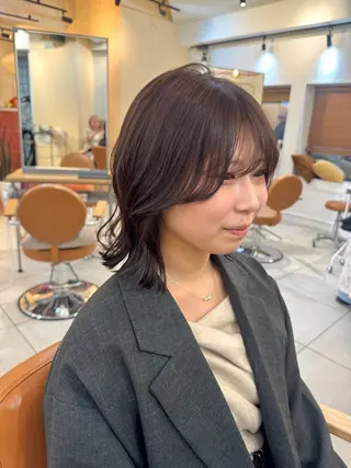 ミディアム 🧡ボブ/うる艶カラ ー🩵　さくら🌸のヘアスタイル