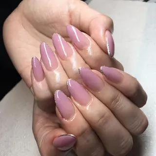 ネイル 里見 麗のネイルデザイン