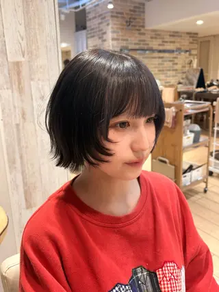 ショート レイヤーカット✂️/ 新宿/Amiのヘアスタイル
