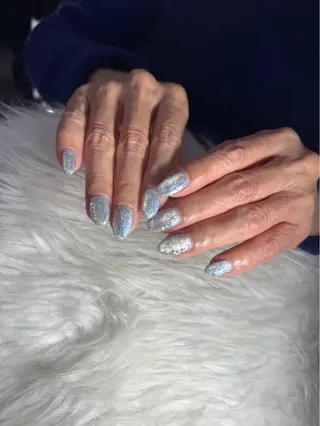 ネイル LAVISH momoneのネイルデザイン