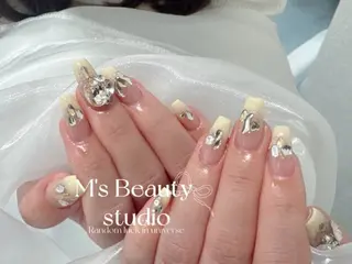 ネイル エムズ ビューテイースタジオのネイルデザイン