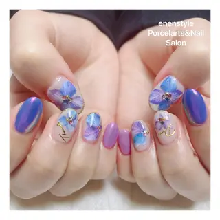 ミディアム ネイル 🐾enen style 🐾のネイルデザイン