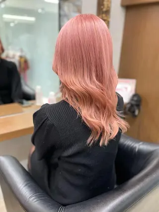 カラー yasuハイトーン/ デザインカラーのヘアスタイル