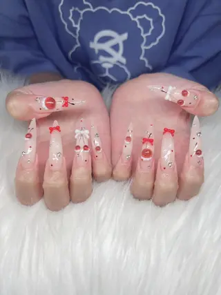 ネイル Lee Nailsのネイルデザイン