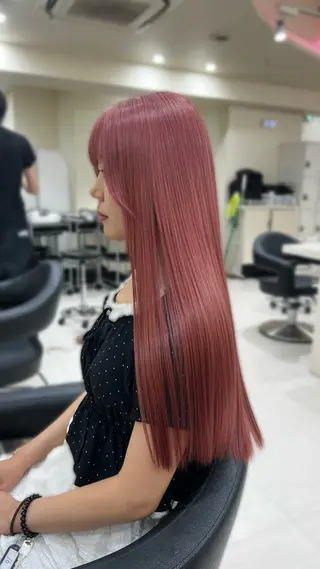 ロング カラー ヘアアレンジ 韓国レイヤー&ピンク 艶髪🩶maikoのヘアスタイル