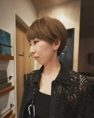 ショート カラー 似合わせ レイヤー須川のヘアスタイル