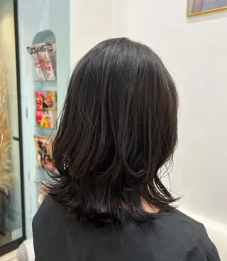 ミディアム 京都河原町/艶髪/ 西田晴香のヘアスタイル
