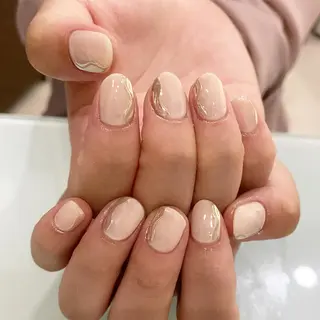ネイル 板垣 綾乃のネイルデザイン