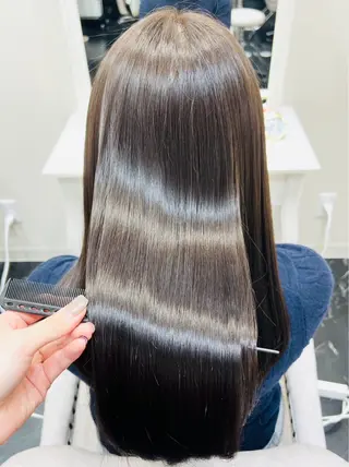 セミロング カラー ナガラ エイジのヘアスタイル