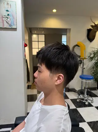 ミディアム メンズ メンズパーマ 似合わせカットのヘアスタイル
