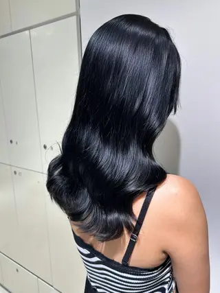ロング カラー 美髪ツヤ暗髪カラー 💎issei💙のヘアスタイル
