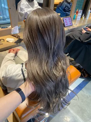 セミロング 🩵盛れる顔周りヘア EMI🩵のヘアスタイル