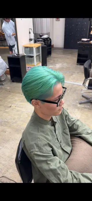 ミディアム 影山 蒼太のヘアスタイル