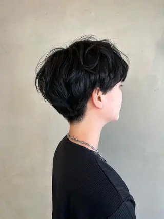 ショート エルロン 川上のヘアスタイル