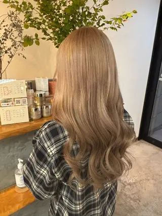 カラー 透明感カラー🫧 高田李胡のヘアスタイル