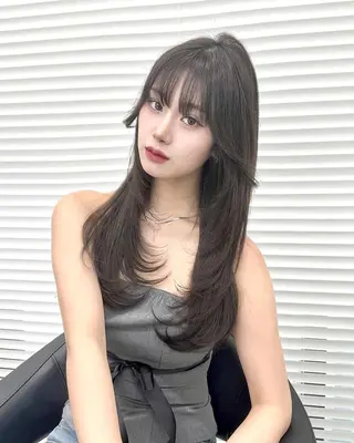 カラー 🌸春の暗髪カラー 🌸透明感ヘアのヘアスタイル