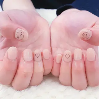 ネイル Nailsalon Liliesのネイルデザイン
