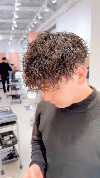 ショート パーマ メンズ 艶髪/髪質改善 塩屋公一朗のヘアスタイル