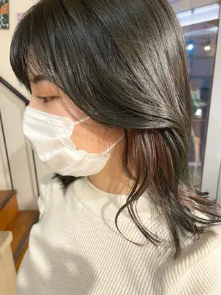 ミディアム カラー パーマ ☀️海外レイヤー 🇺🇸/ヒナコのヘアスタイル