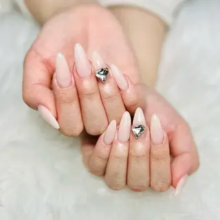 ネイル ChezEspoir 佐藤のネイルデザイン