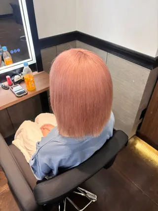 ロング カラー パーマ ヘアアレンジ 透明感ブリーチカラー 🌈TOMOHIROのヘアスタイル