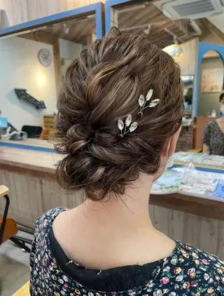 ミディアム ヘアアレンジ カワシマ セイカのヘアスタイル