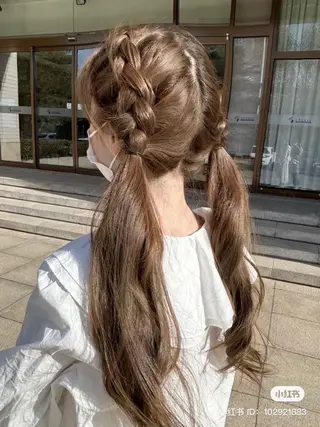 ロング カラー akari🎀🤍 ガーリーstyleのヘアスタイル