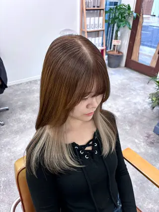 カラー 楢本 莉子のヘアスタイル