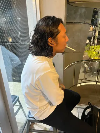 ショート パーマ メンズ ミルクティーベージュ ブリーチ 店長 清水のヘアスタイル