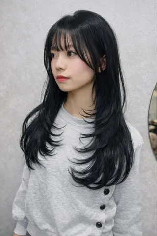 ロング カラー AIRI layer cut hairのヘアスタイル