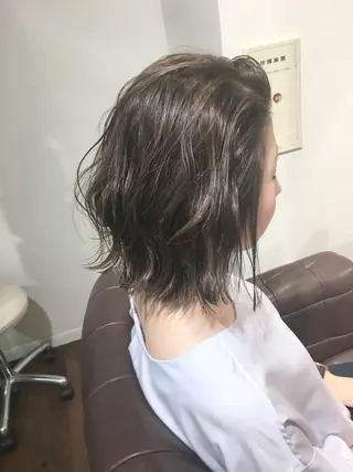 ミディアム カラー ヘアアレンジ 柔らか垢抜けｶﾗｰと ｶｯﾄ🫧ASUKAのヘアスタイル