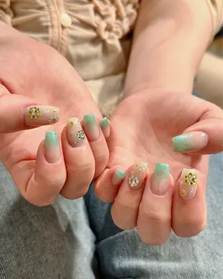 ネイル Dea Nailのネイルデザイン
