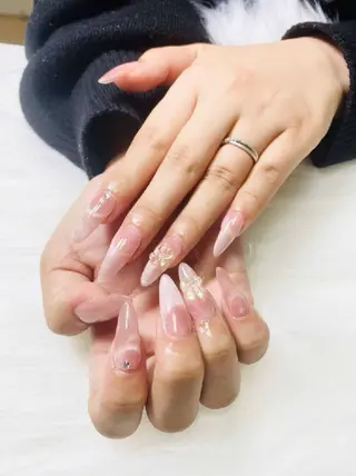 ネイル Hina ネイルサロンのネイルデザイン