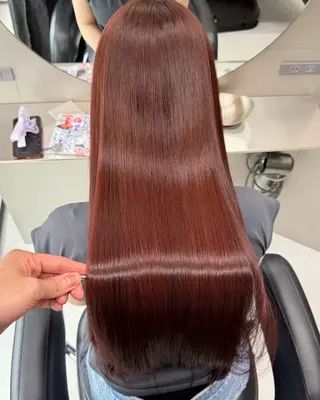 カラー iki shihoのヘアスタイル
