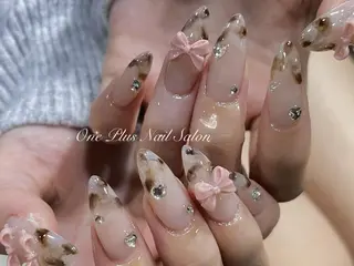 ネイル One Plus Nail Salonのネイルデザイン
