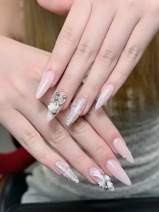 ネイル Iconic Nailのネイルデザイン