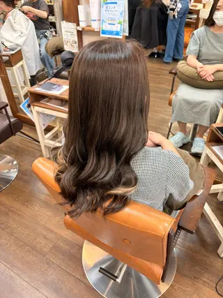 カラー 三宅 デザインカラー 透明感カラー✨のヘアスタイル