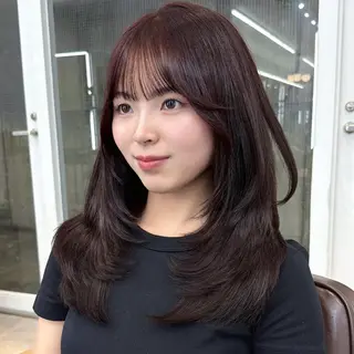 ロング 山﨑 優衣のヘアスタイル
