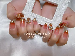 ネイル ネイルサロン ルミア Lumia 店長施術のネイルデザイン