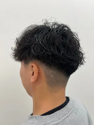 パーマ 小出 琴未のヘアスタイル